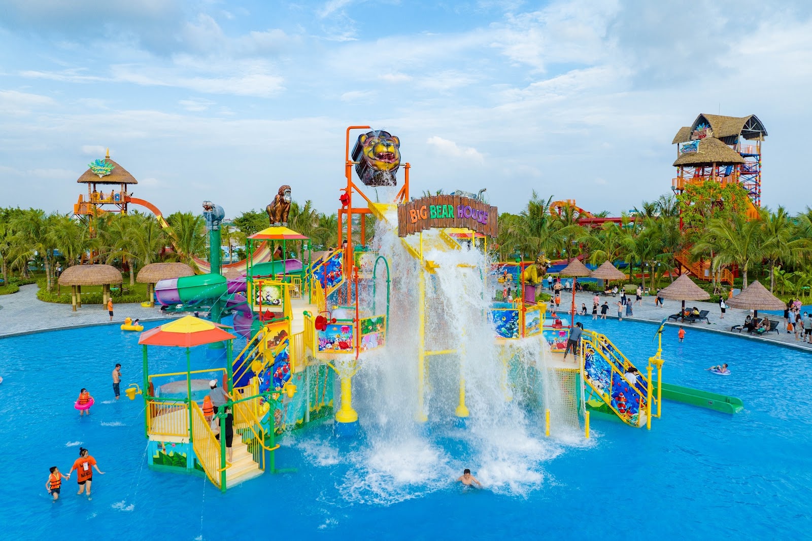 Công viên nước VinWonders Vinhomes Ocean Park